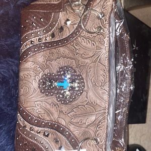 Western Cross Purse Color: Turquoise and brown